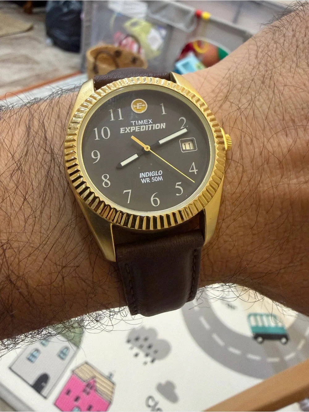 Vintage Timex Expedition H1Y653 Watch Fluted Bezel Gold Brown Leather 1998